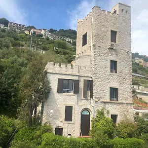 Nella Torre Appartement
